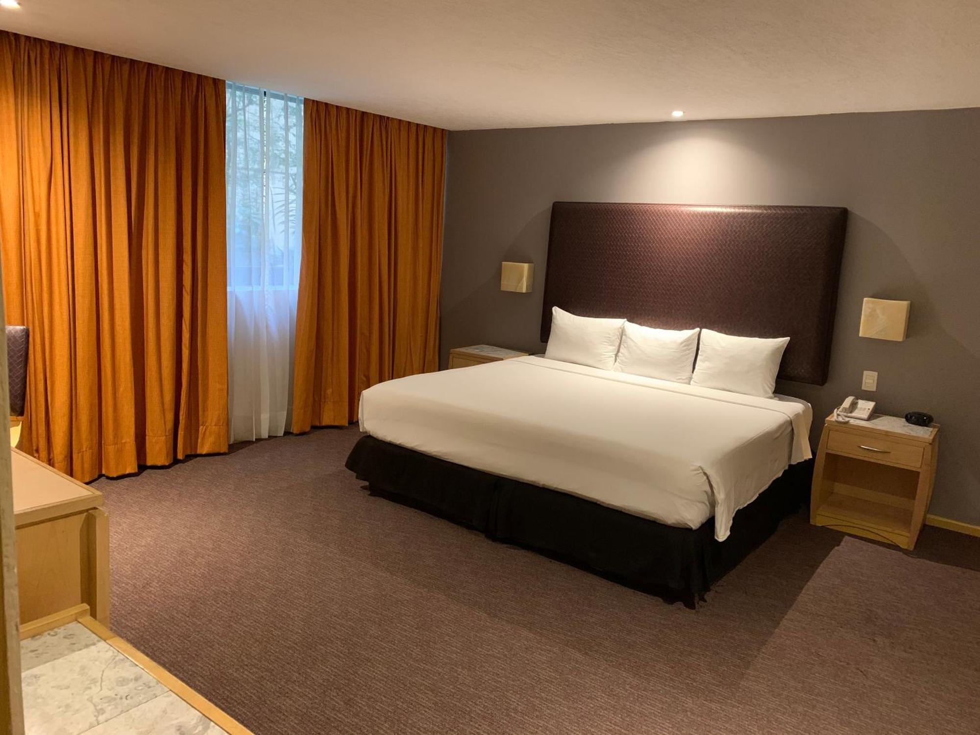 Sevilla Palace 4*